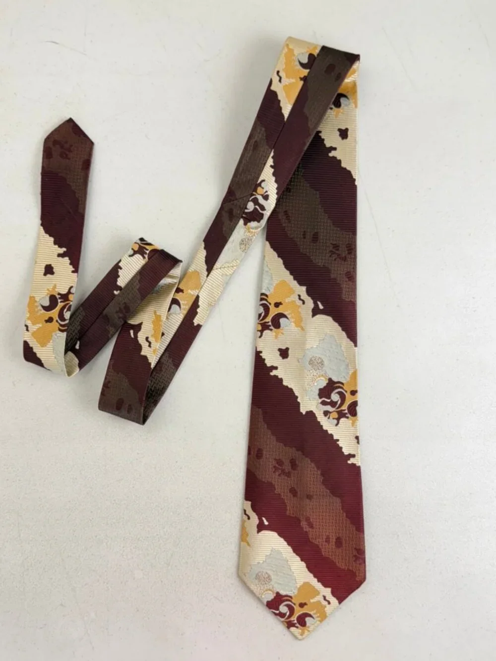 Vintage Floral Jacquard Wide Tie 1960s Ribbed Faded Poly Mens Necktie Brown/Red